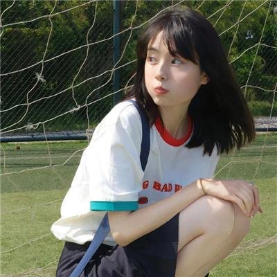 某处，某人